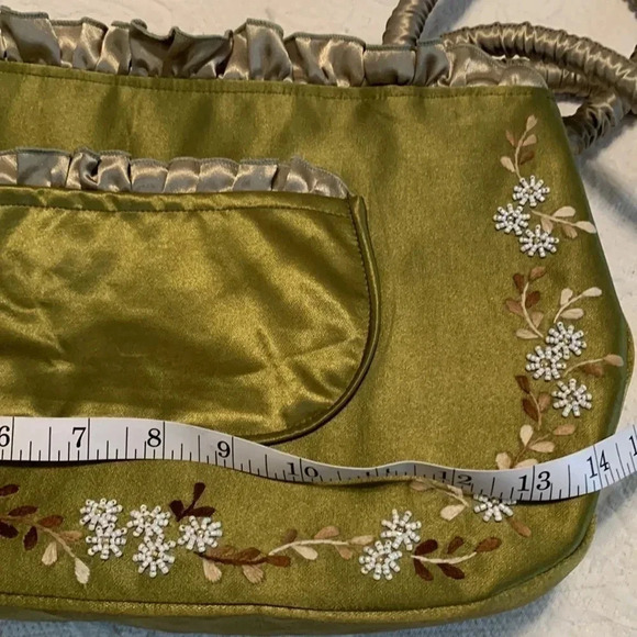 NWOT  Beaded hand bag - Picture 10 of 13